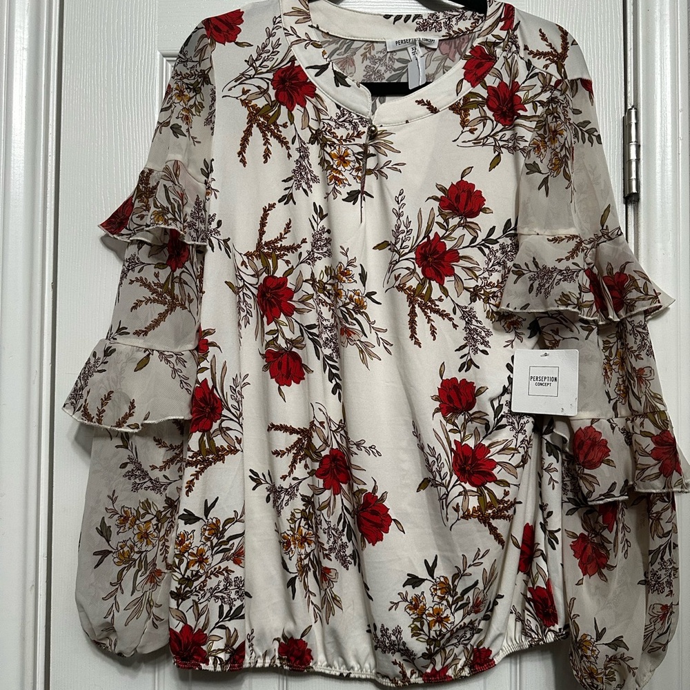 Floral Ruffle Sleeve Top - Red and White